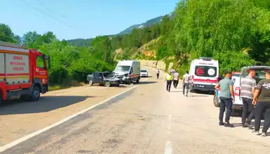 Adana'da Ambulans Kazası: 1 Ölü, 1 Yaralı