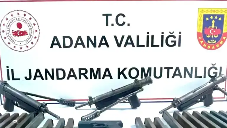 Adana'da Organize Suç Örgütü Operasyonu: 12 Tutuklama